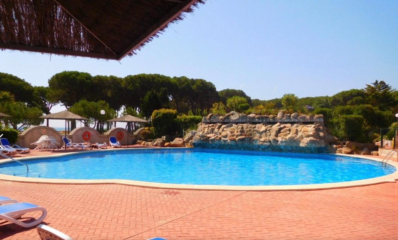 Apartment Direkt Am Strand Бланес Экстерьер фото