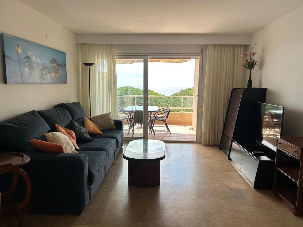 Apartment Direkt Am Strand Бланес Экстерьер фото